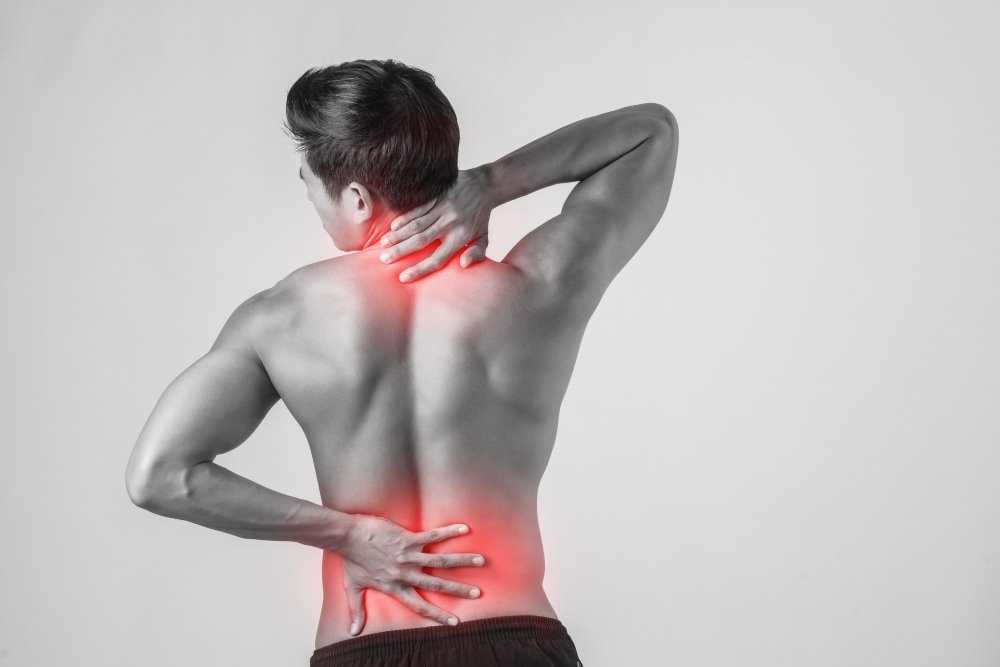 Dor nas costas: principais causas e tratamentos
